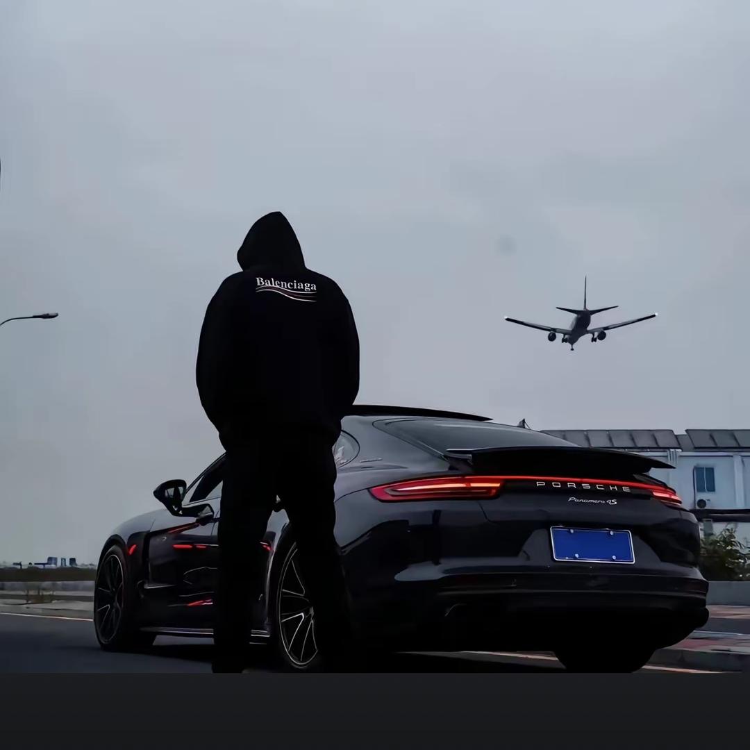 明天见.🦋