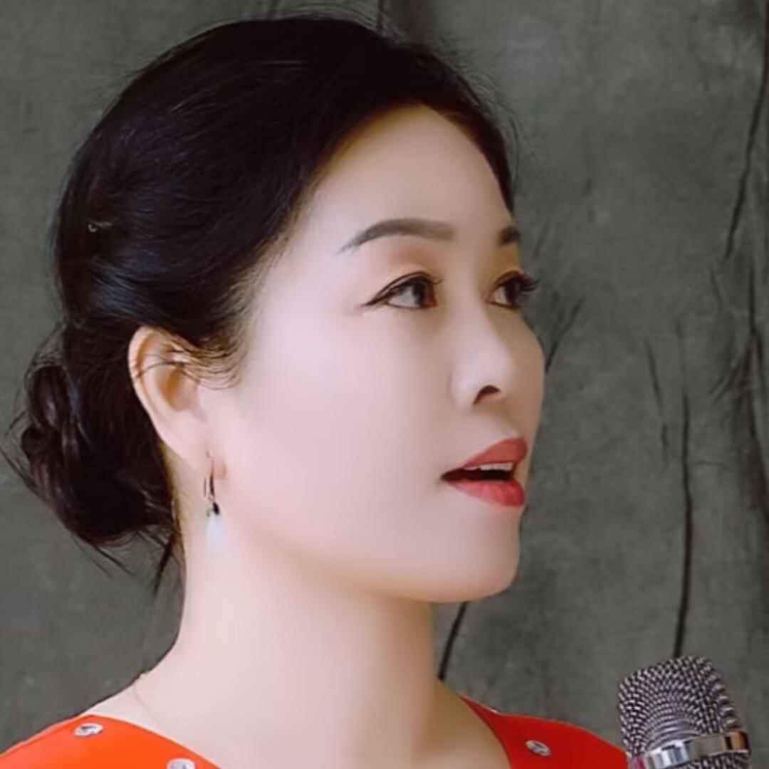墨染青花