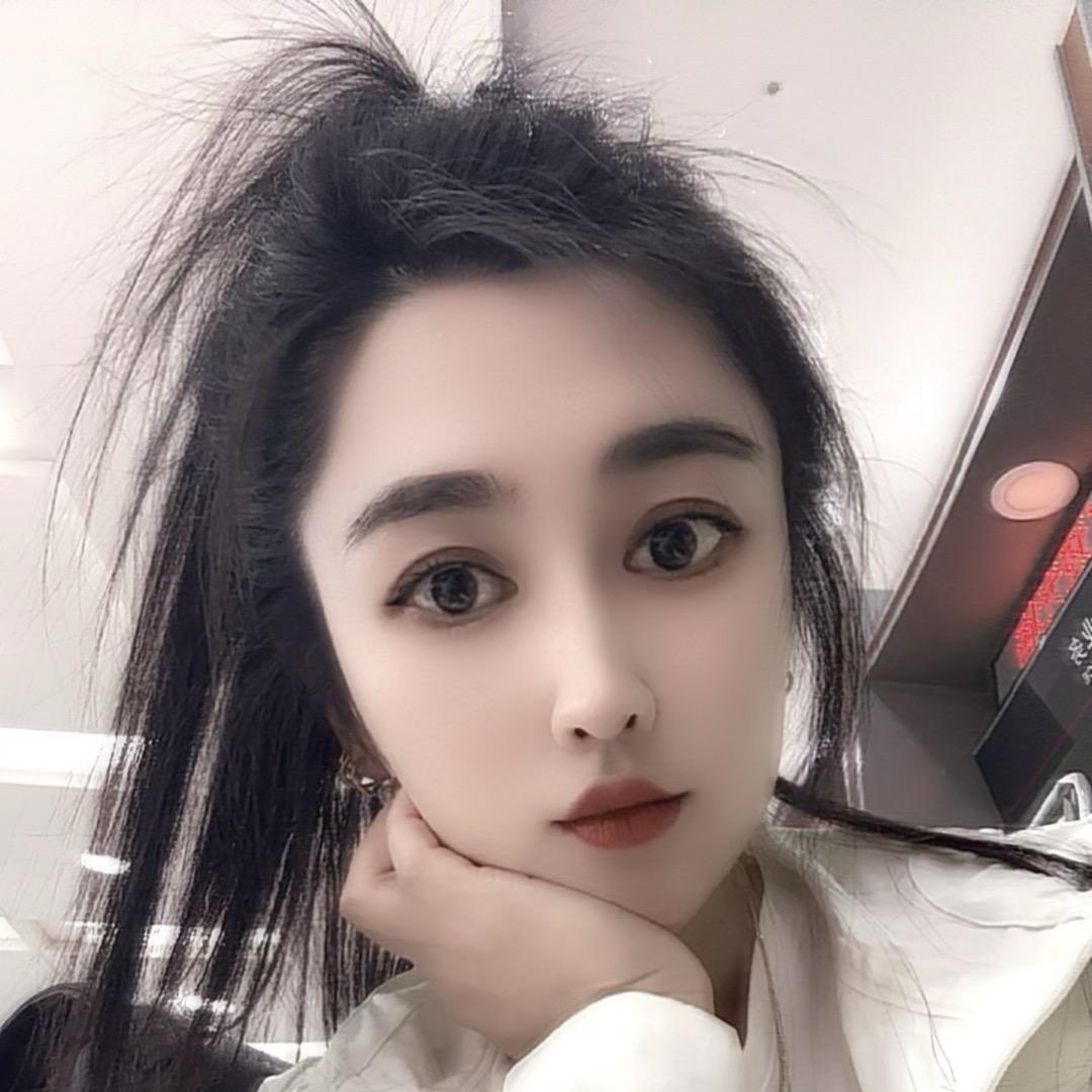 小萍萍👑