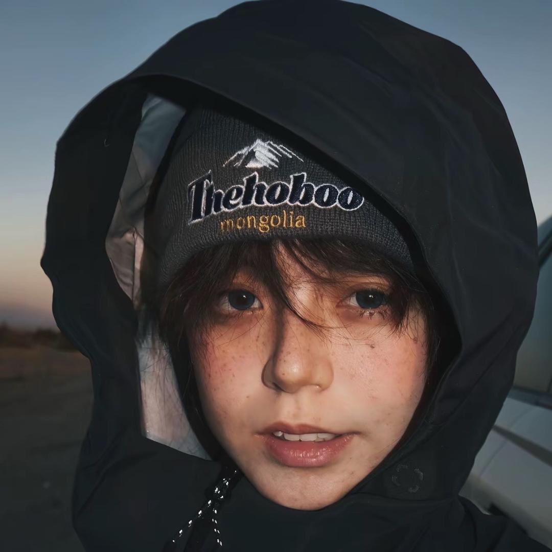 ><