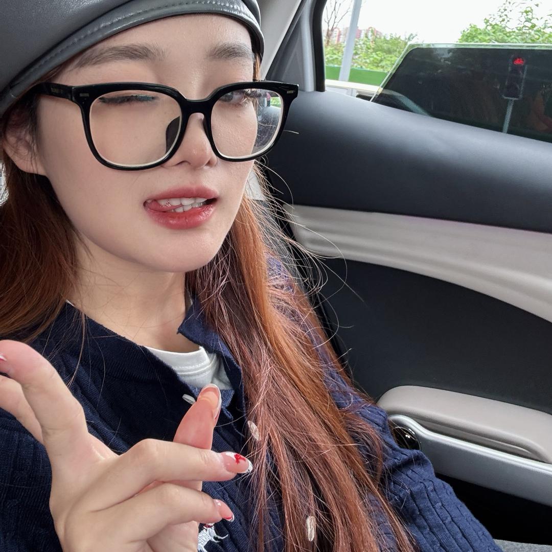 滴滴租买车（义乌兴业云谷店）-卷卷