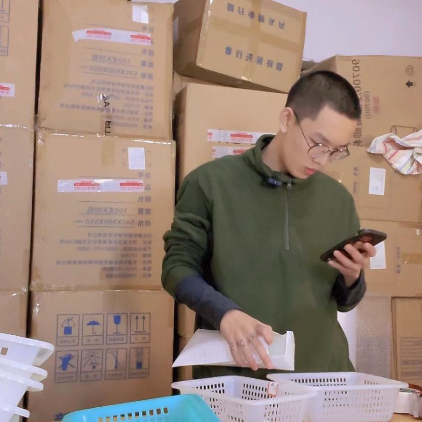 龙华阿冬百货店