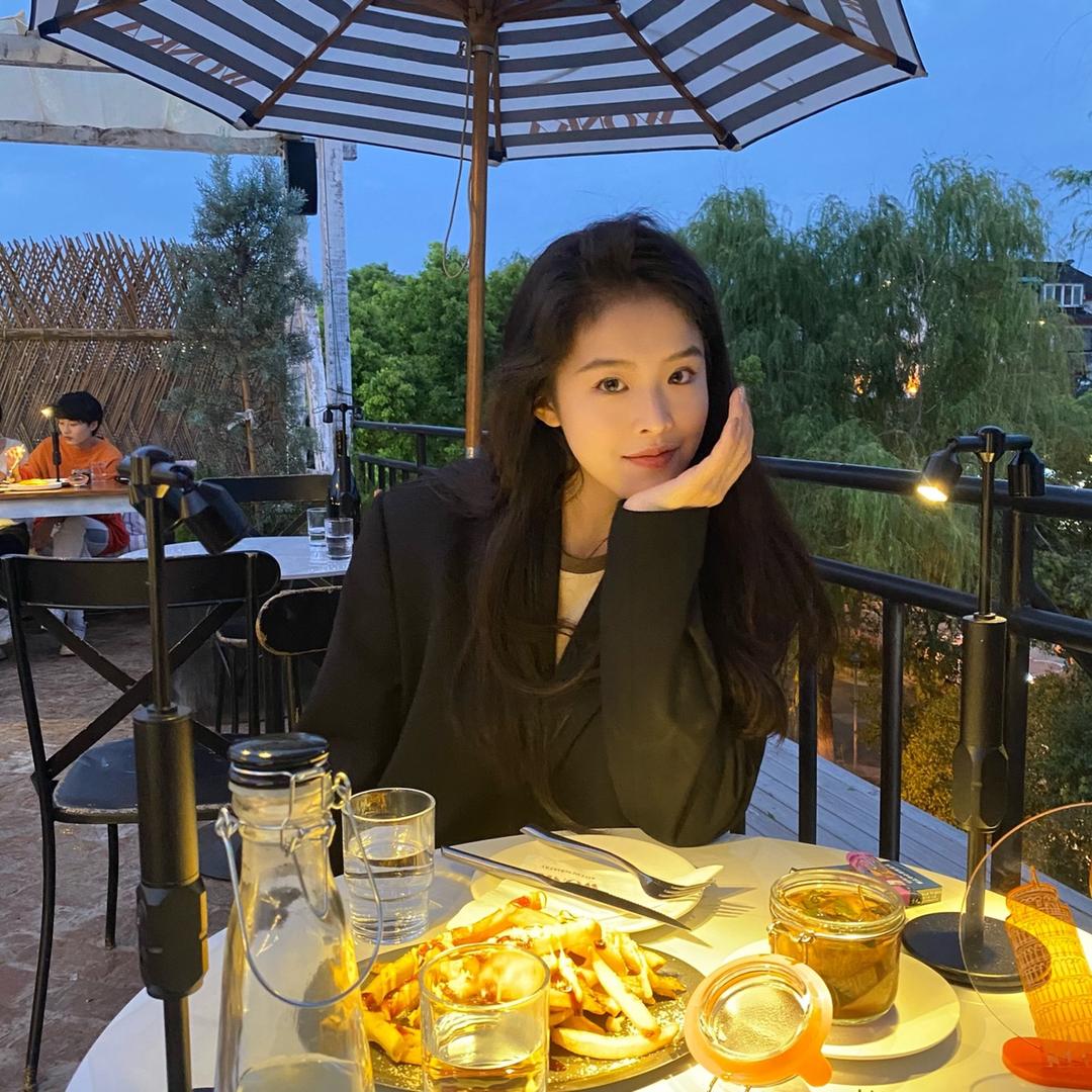 小高少吃口🫵🏻（冲万粉开直播版）