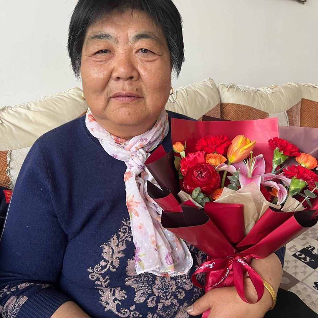 王老太太（新人首播）