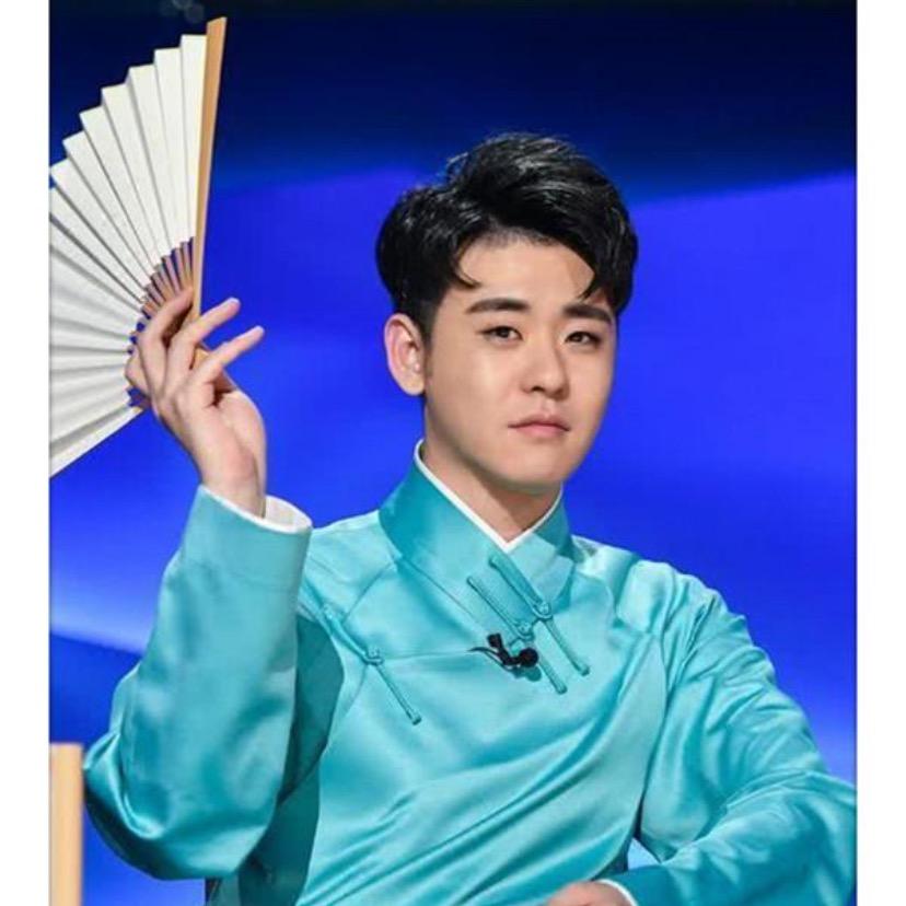 云雷粉