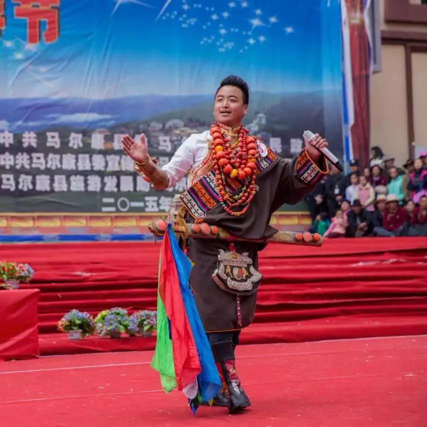 龙达婚庆演艺 齐麦龙真
