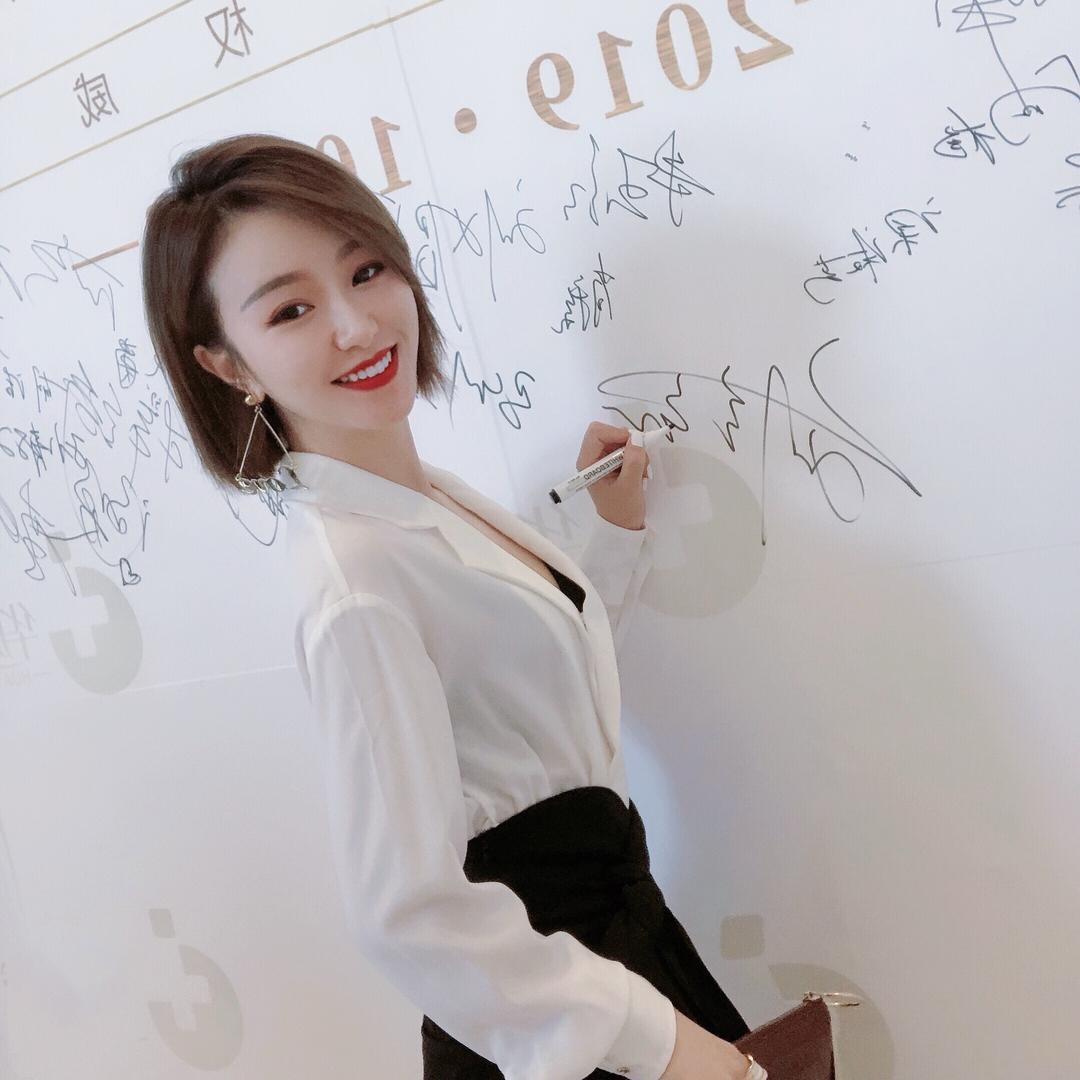 莎琳服饰