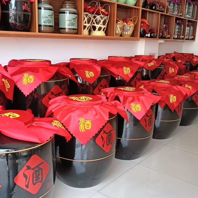 踏着鳄鱼赶猎豹