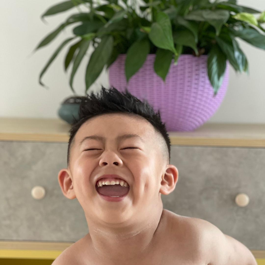 鸡哥的龙族小妹