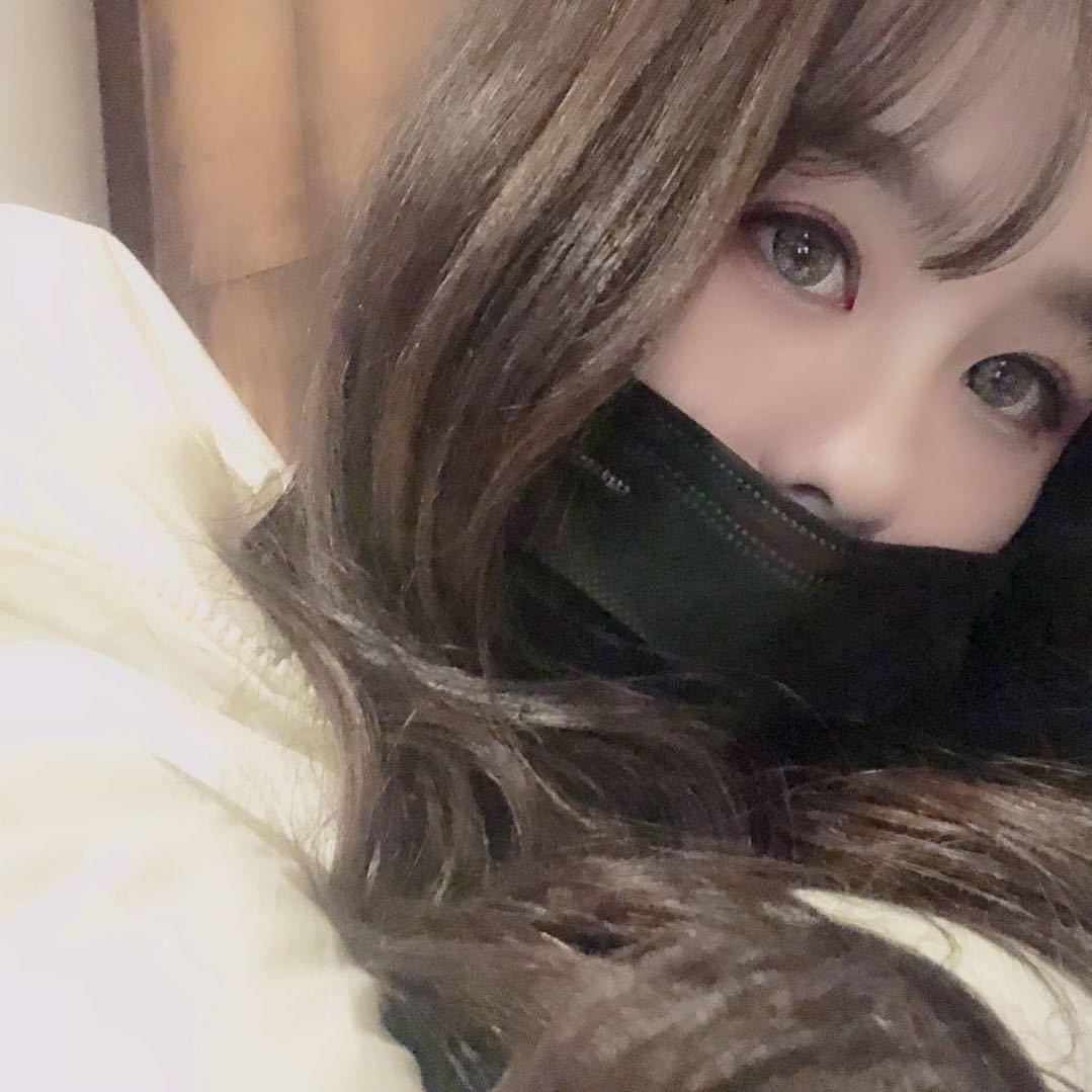 王盈盈°