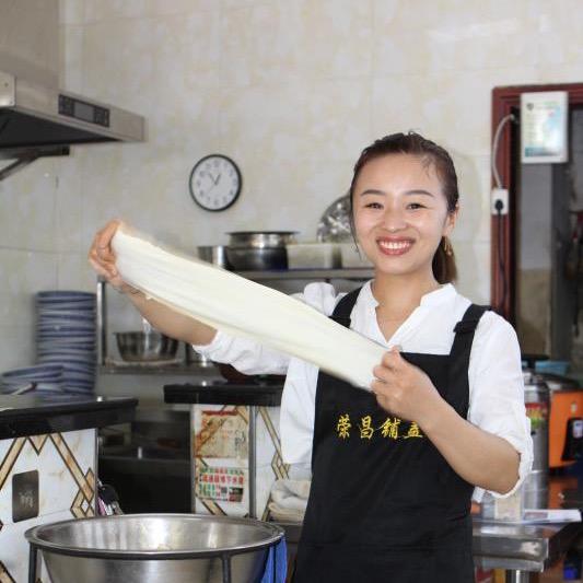 面山锅荣昌铺盖面（西西）