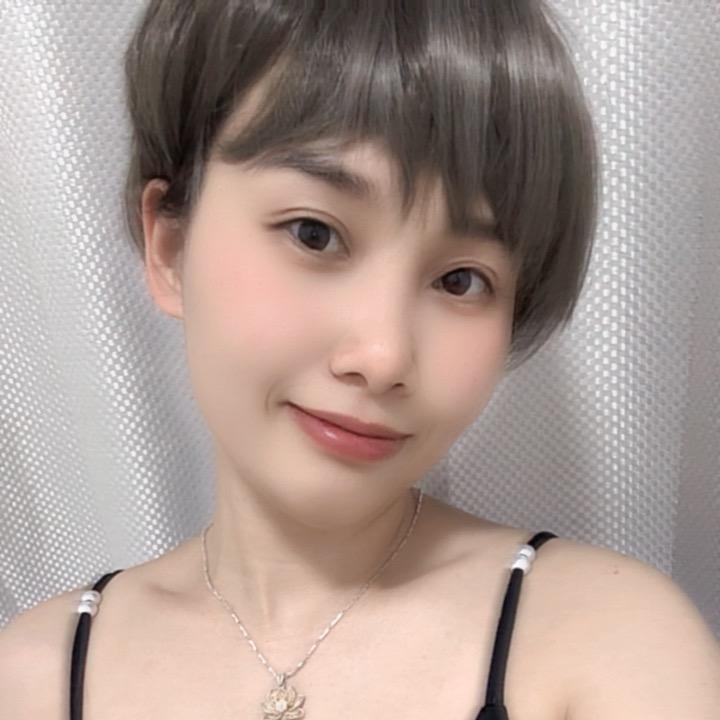 是快乐的美美