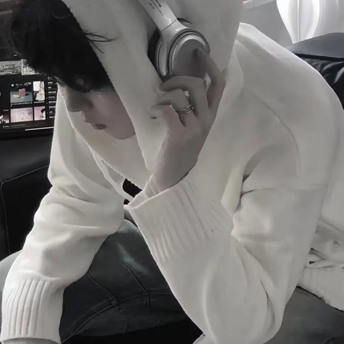 依咔啊