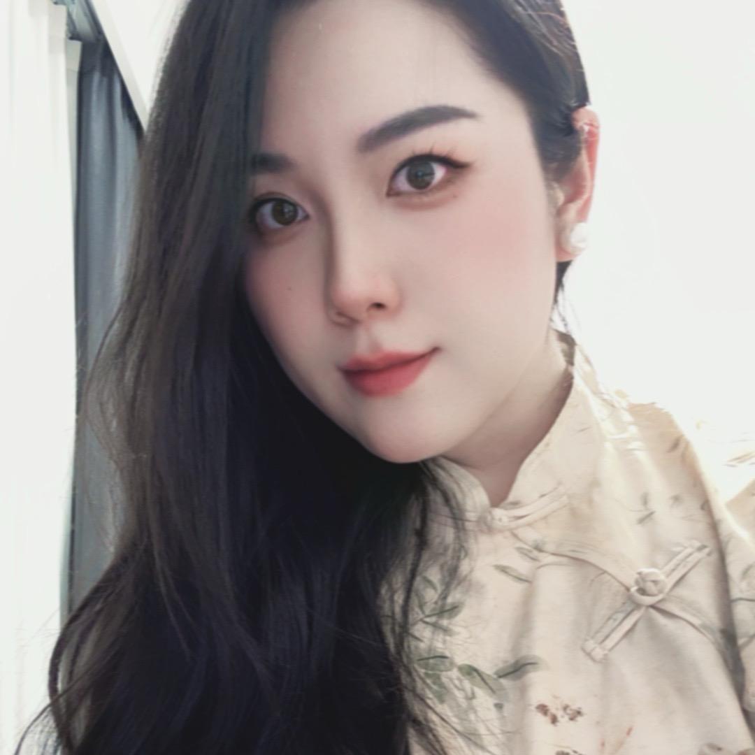 周小美爱喝酒