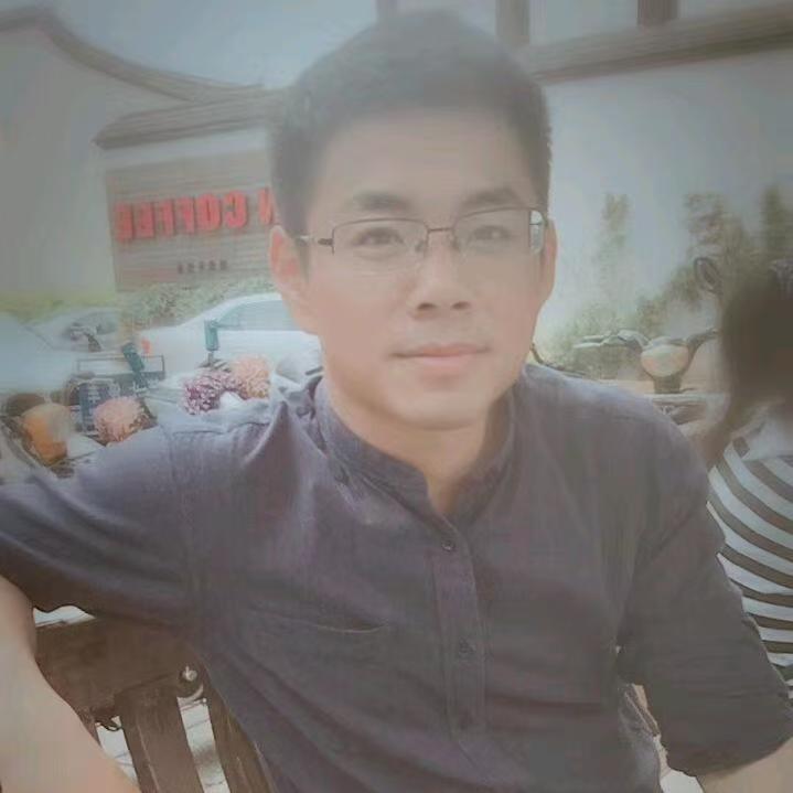 陪读12年的爸爸（一年级）