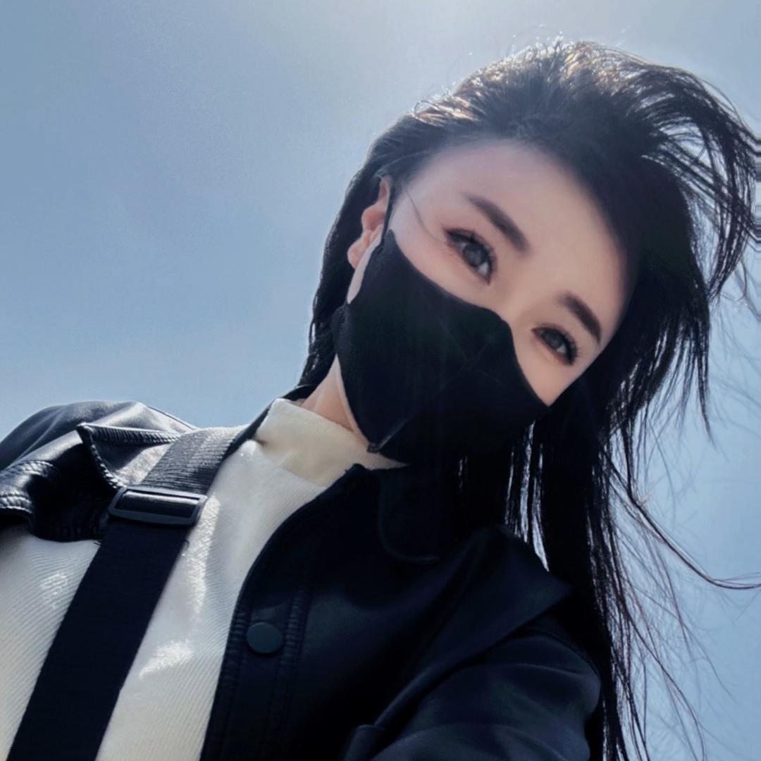大 美