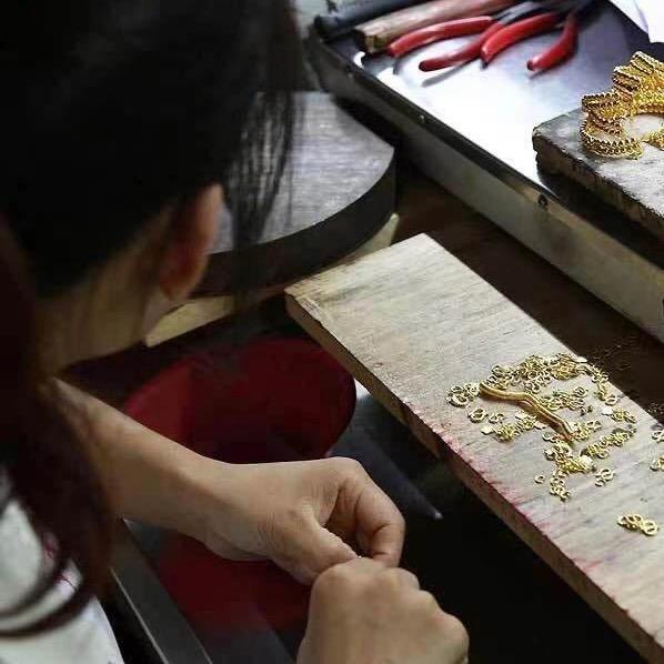 嬹爋饰品