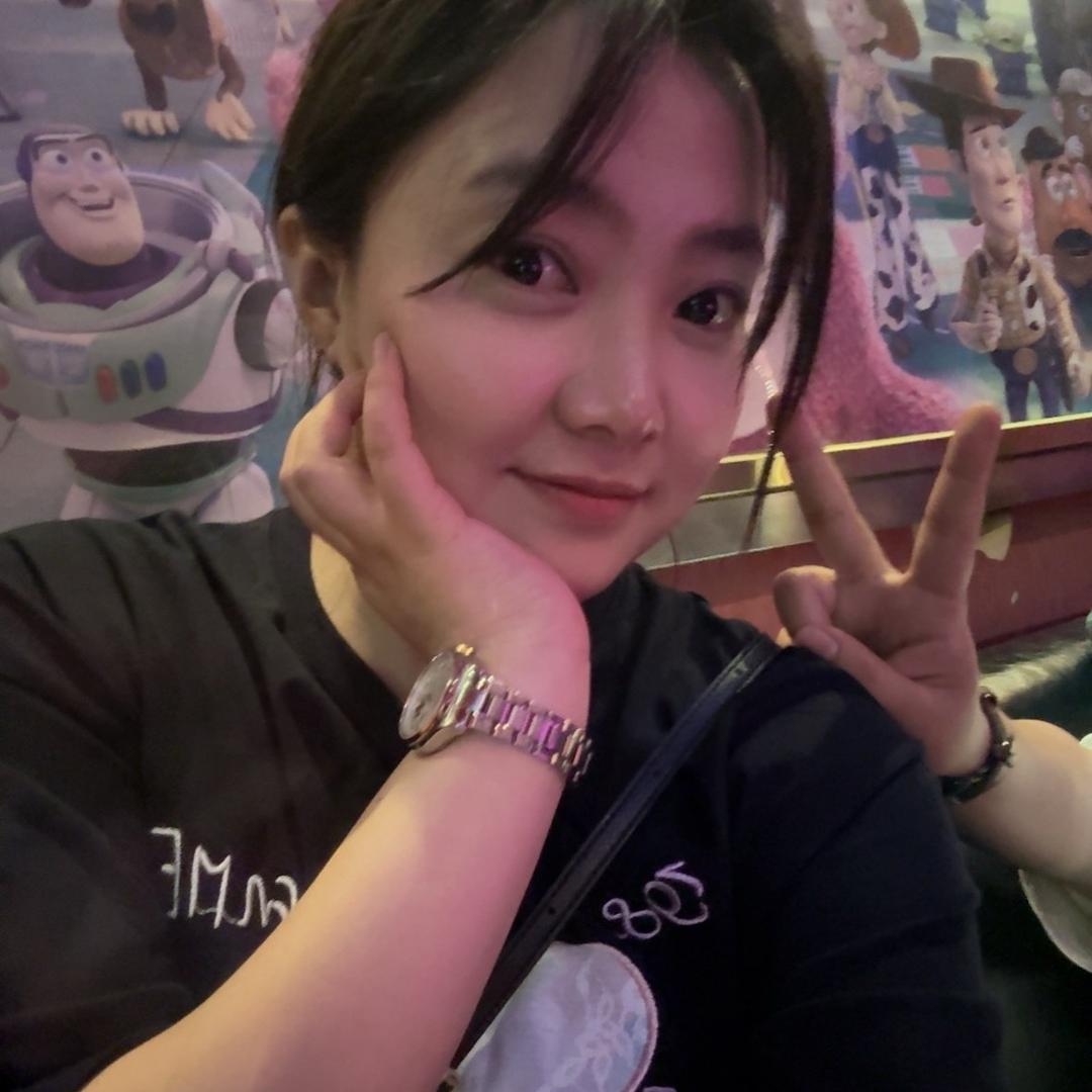 贪吃的桃子🍑