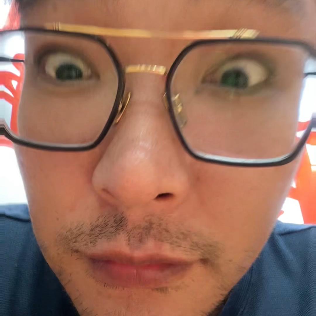 江东啊强（四旬老汉）