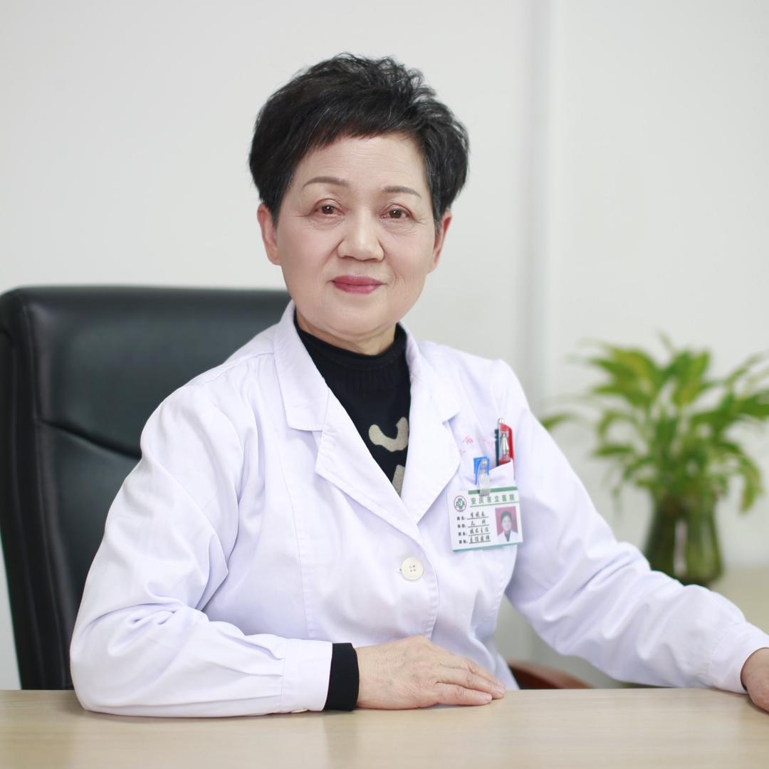儿科医生李晓春