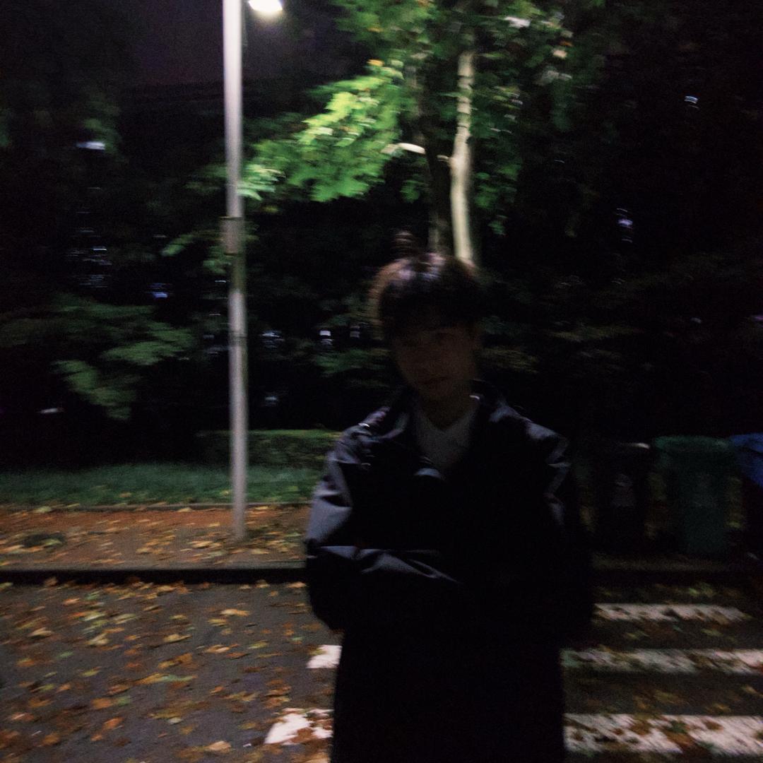 小李不启床🇨🇳🕊️