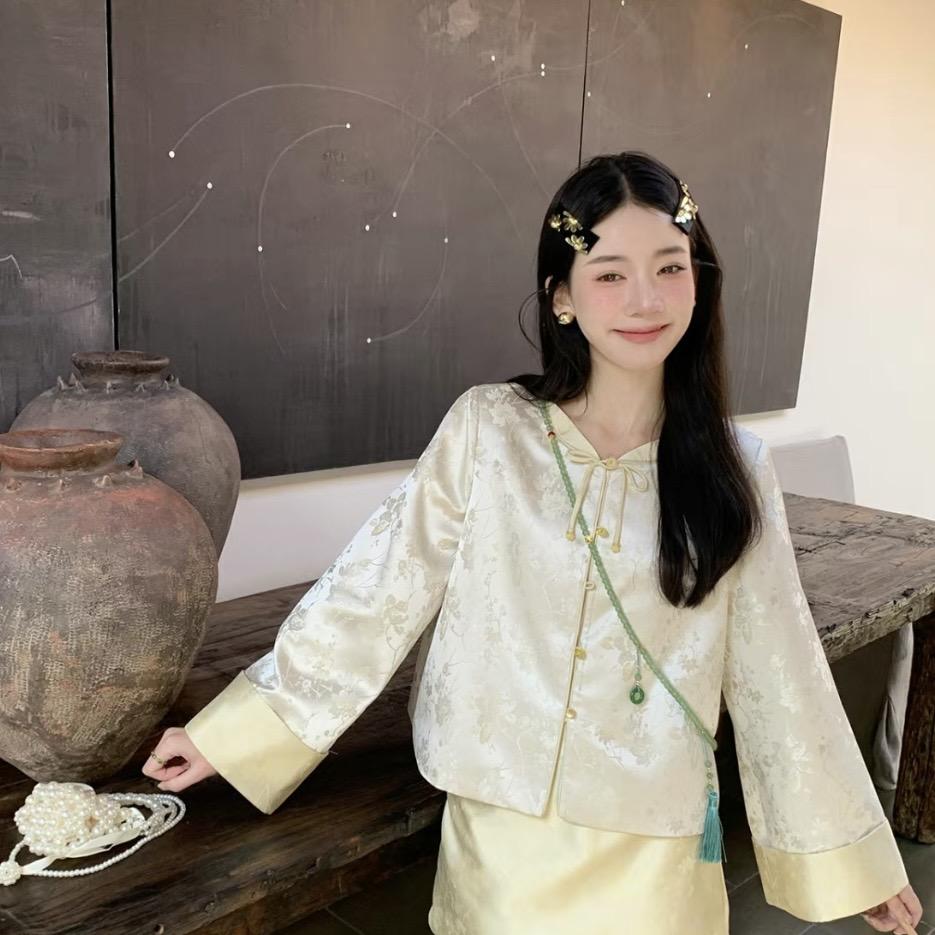 璟姜骇服装店
