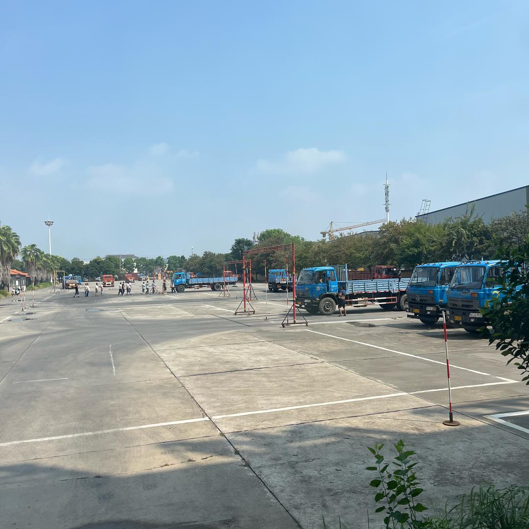 驾考学车小新