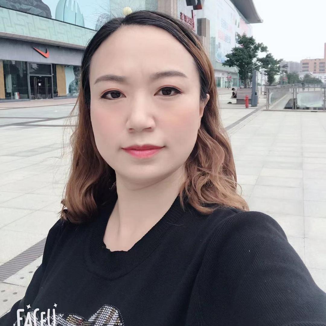 小龙女在深圳