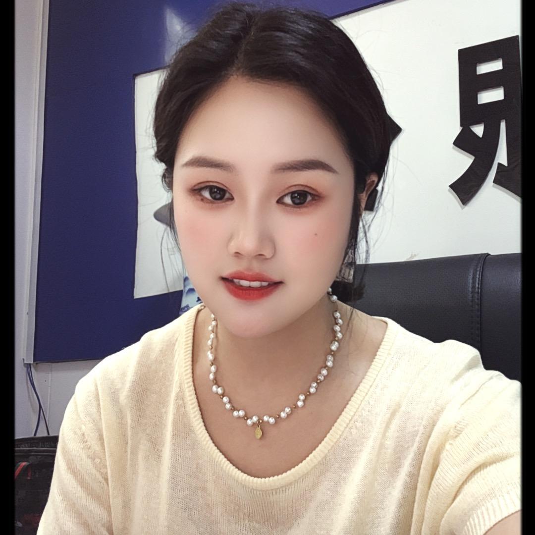 夏小妞。
