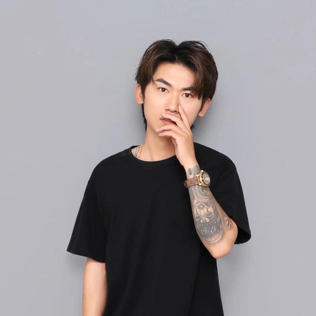 杨玉林发型设计（龙哥说洗护点橱窗）
