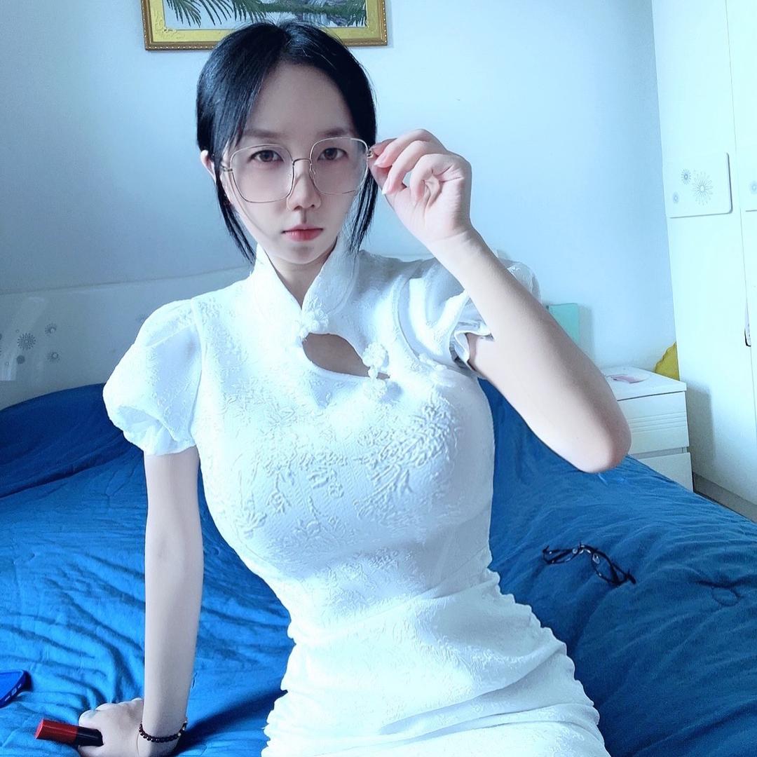 小妖精🧚‍♀️