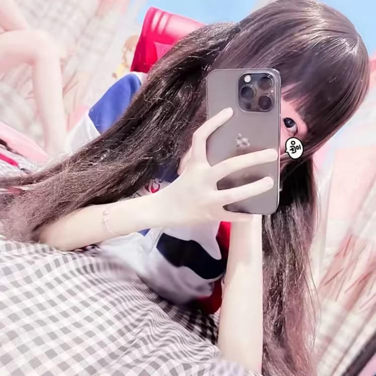 混过社会卖过萌