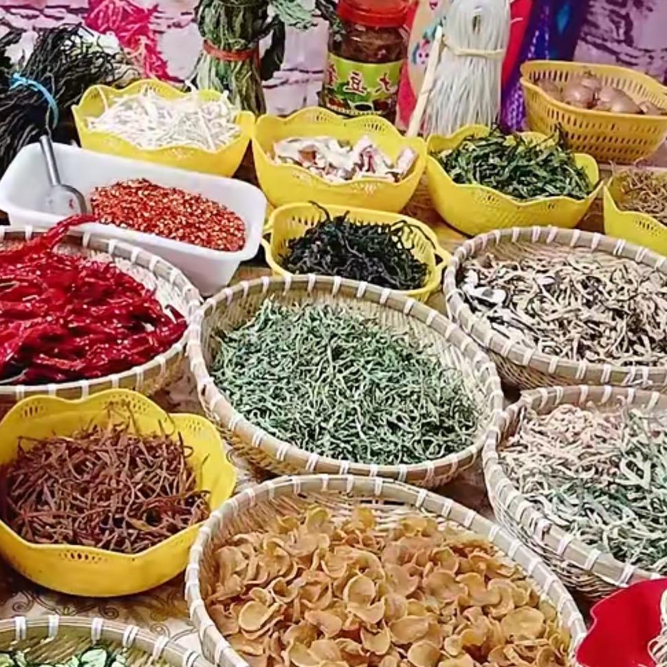 鑫凤土特产店