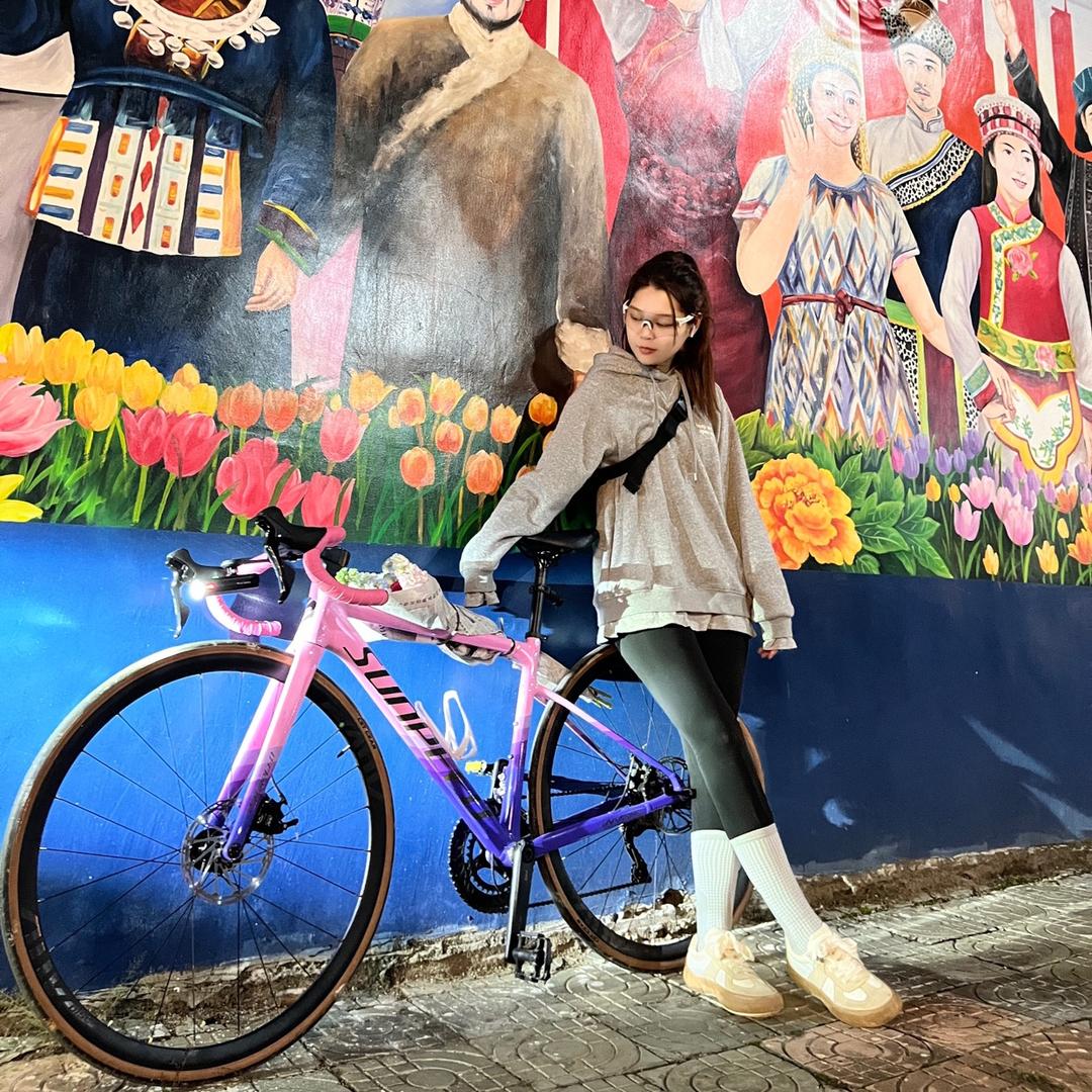 爆胎小能手🚴🏻‍♀️