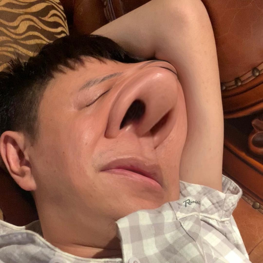 卖水的亮哥-北大荒天然苏打水