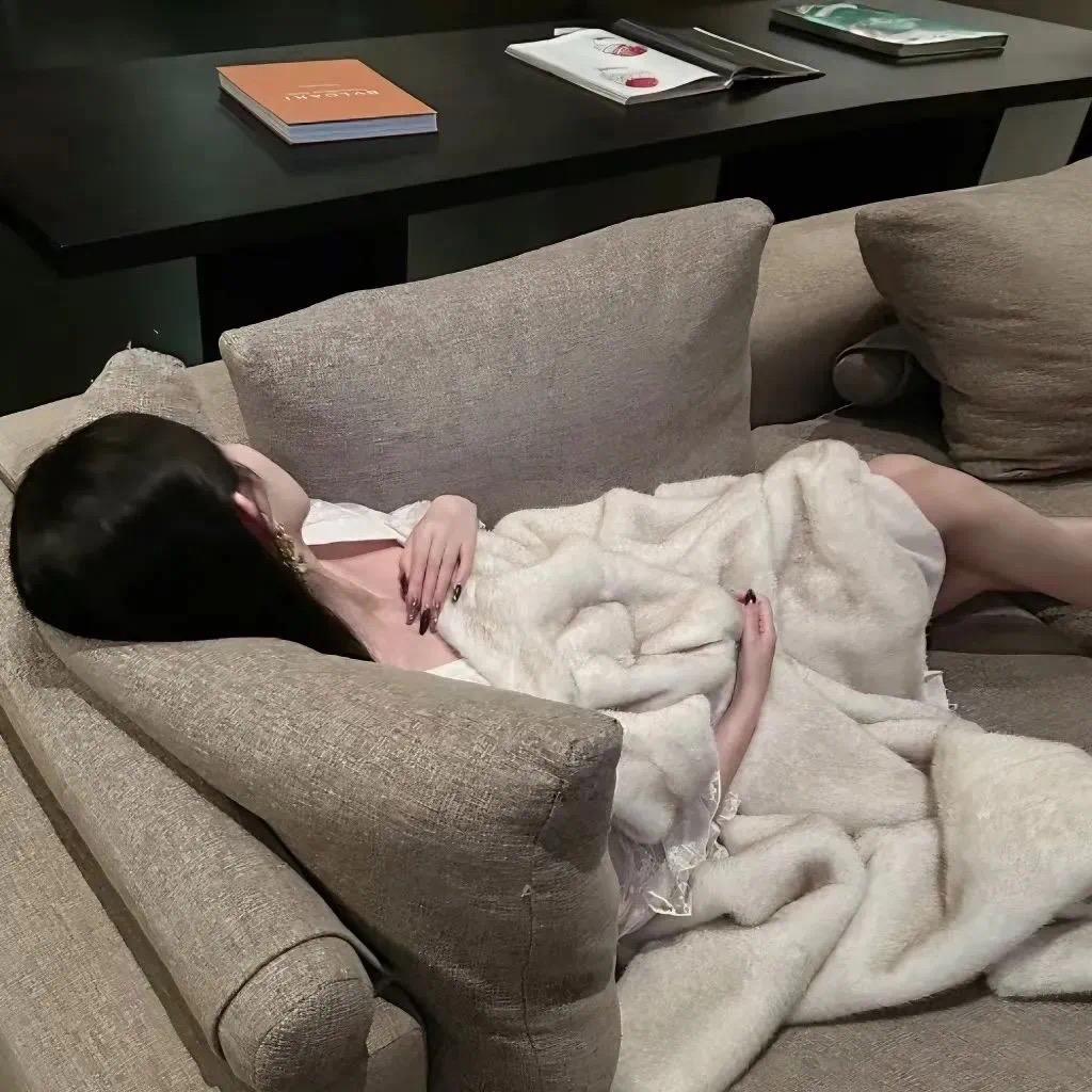 .雾散.