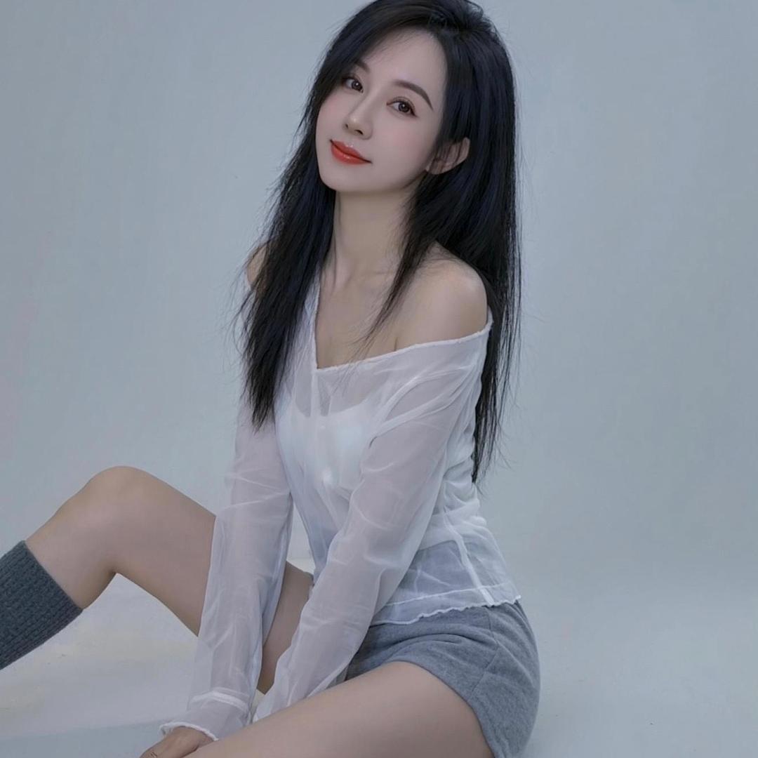 欧丽莎服饰（好物在橱窗）