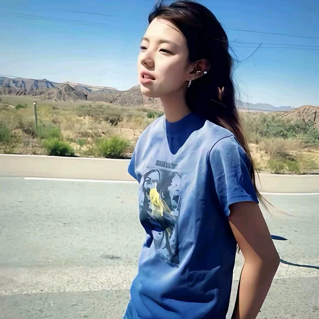 小娇睡不着💦💤