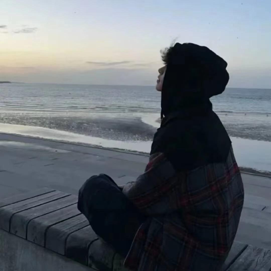 多秋.