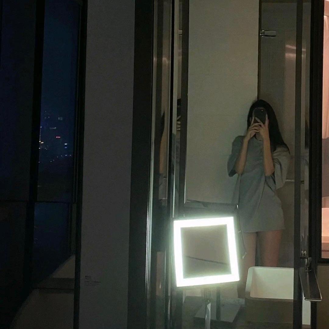 木子.