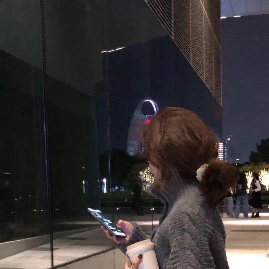 小静静ᰔᩚ