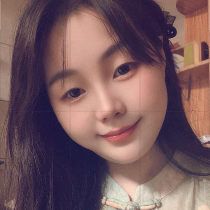 月移疏影🦋