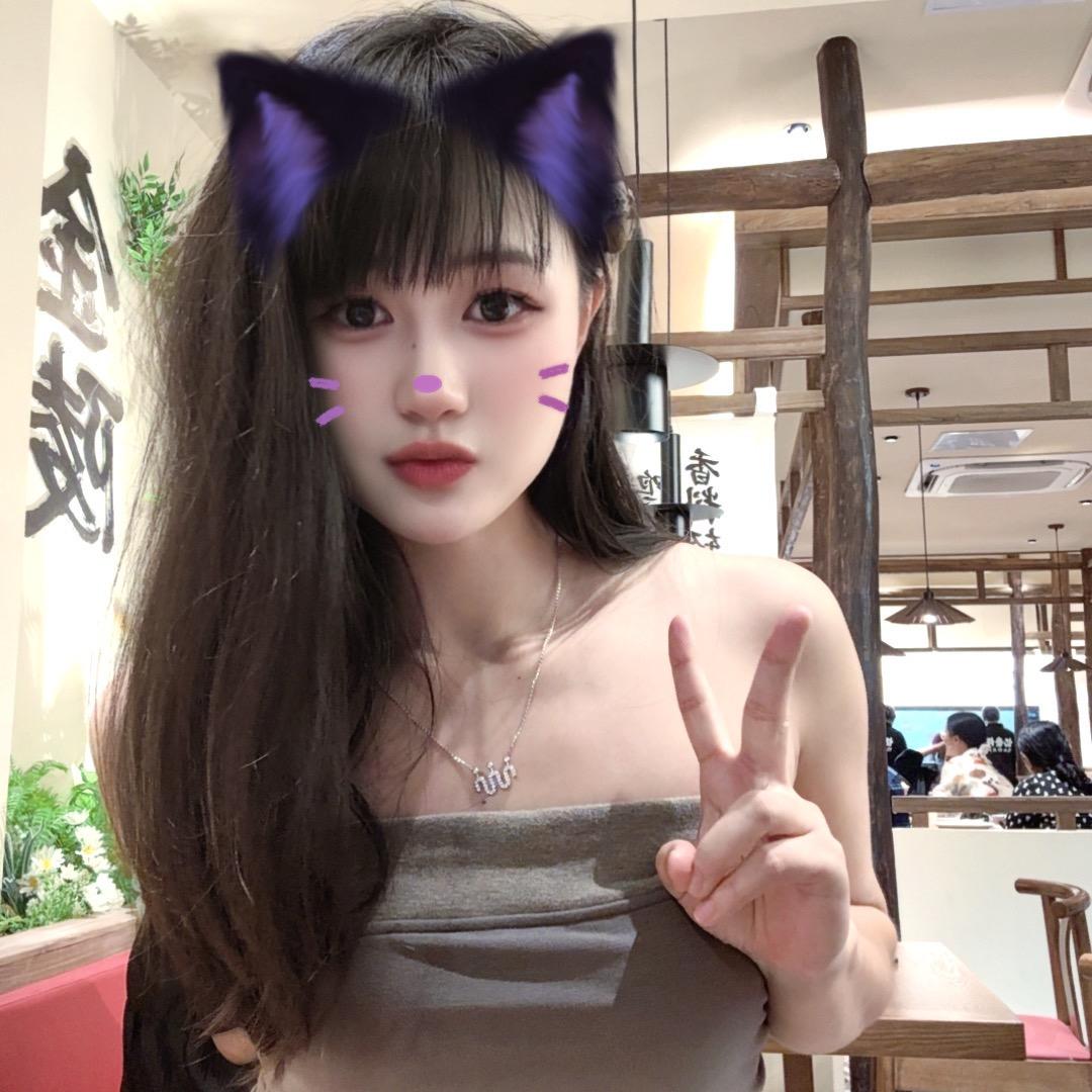 念念.