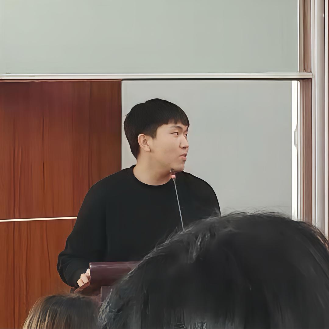 陈威