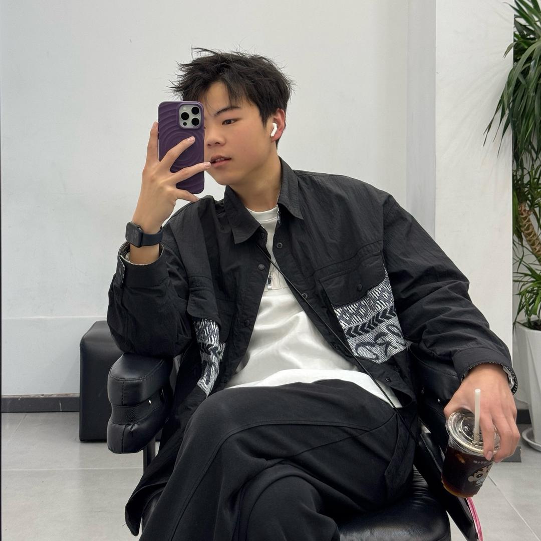 只会做头发的阿阳