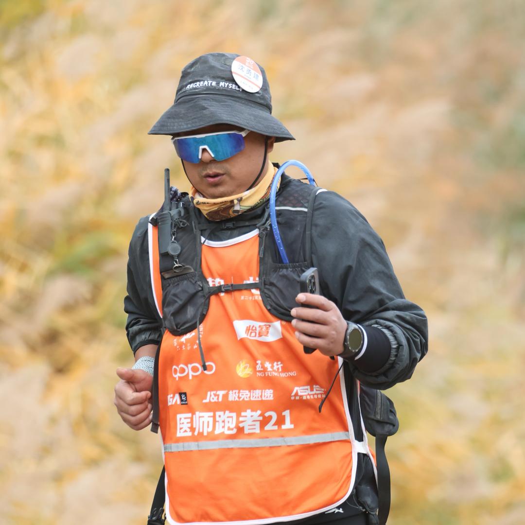 光头医疗哥（主治）（爱跑步🐯）