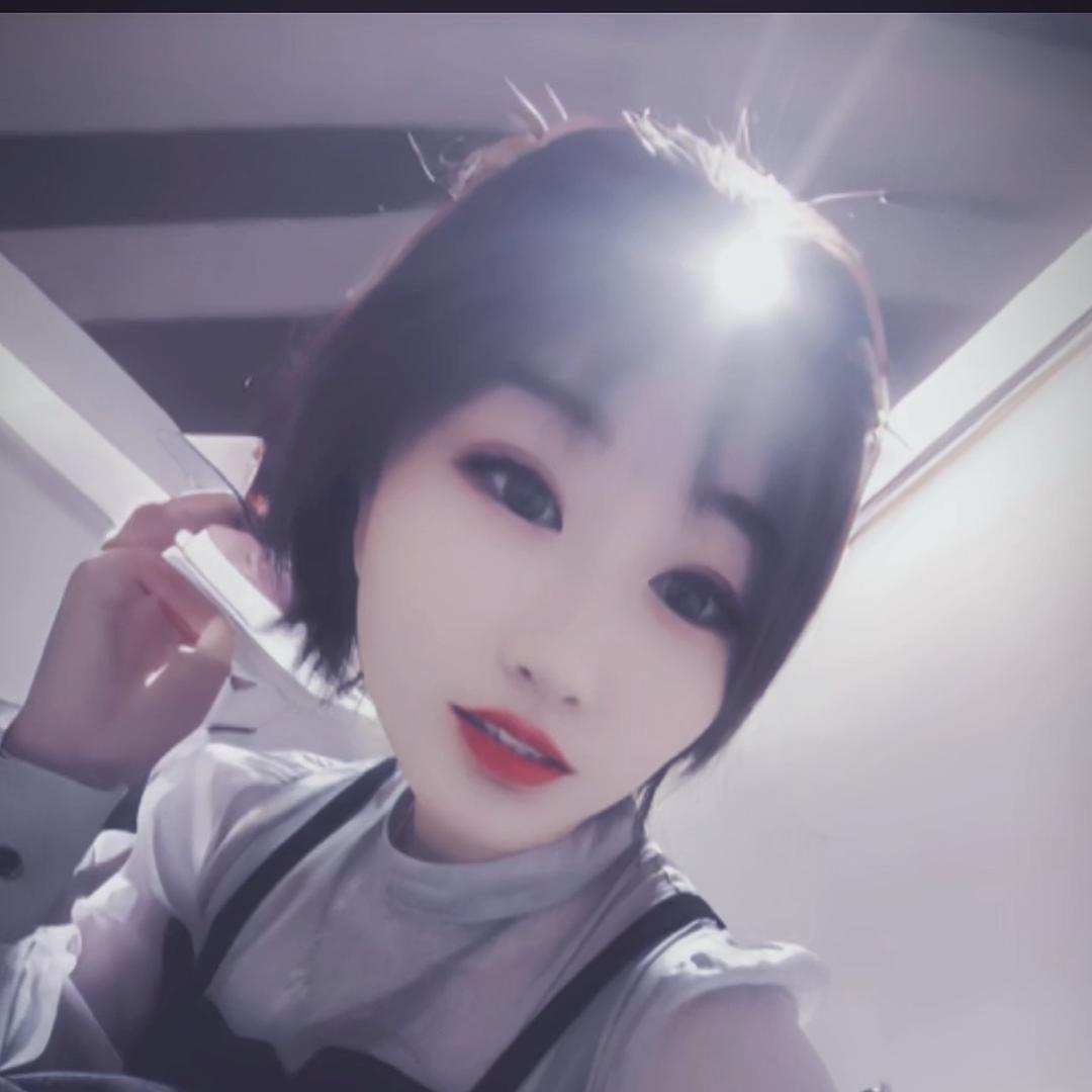 @ᥫᩣ霞～~妞～