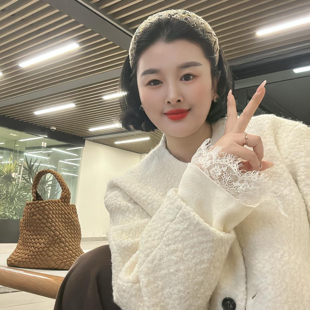 ♛ 辞忧 •ʟ̆̈ᴜ̆̈ᴄ̆̈ᴋ̆̈