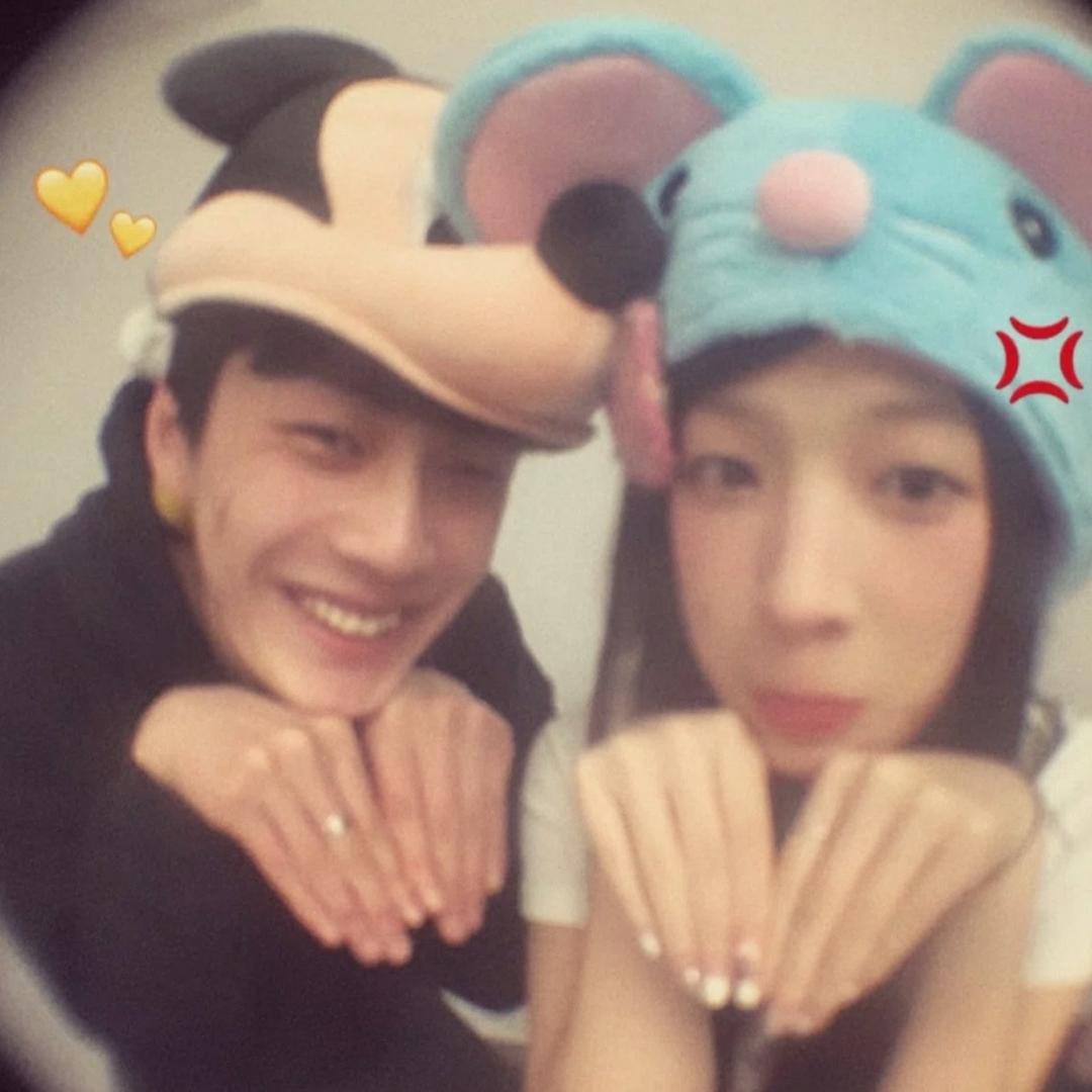 金子请我吃亿顿臭豆腐我立马原地和金子结婚