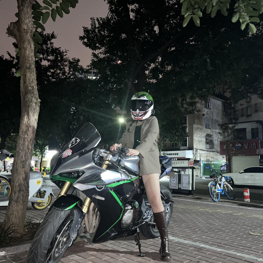 l liu